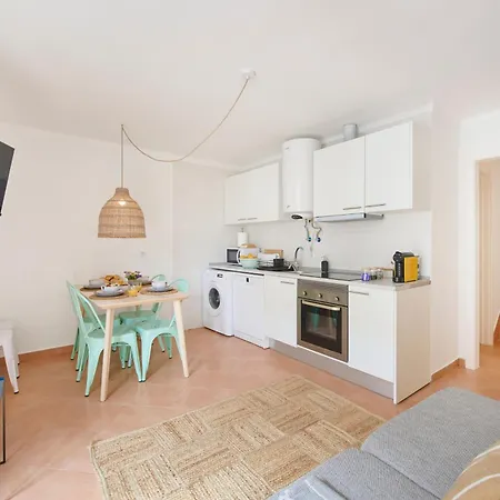 Apartmán Stay, 10 Min To Beach, By Timecooler *