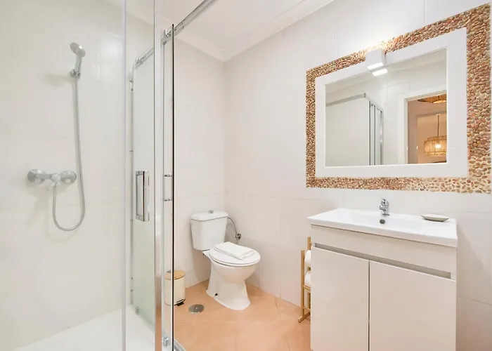 Stay, 10 Min To Beach, By Timecooler * שטובל