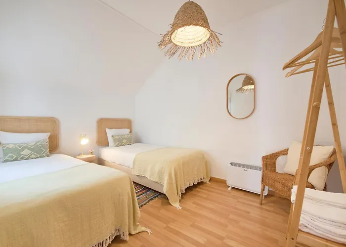 Stay, 10 Min To Beach, By Timecooler דירה *