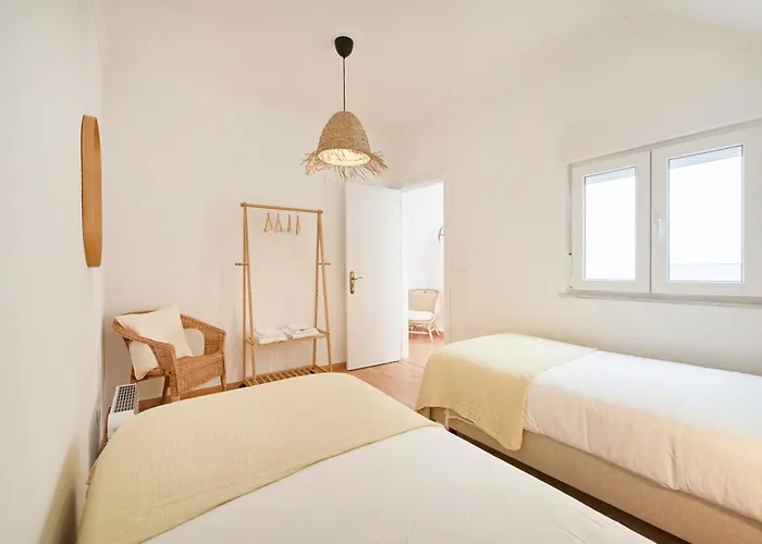 Stay, 10 Min To Beach, By Timecooler דירה *