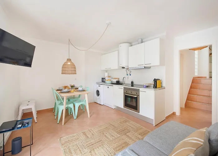 דירה Stay, 10 Min To Beach, By Timecooler *