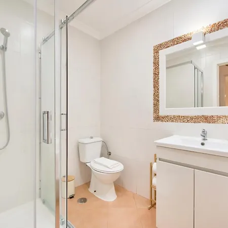 Stay, 10 Min To Beach, By Timecooler * Setúbal