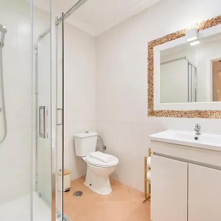 Stay, 10 Min To Beach, By Timecooler Appartement Setúbal